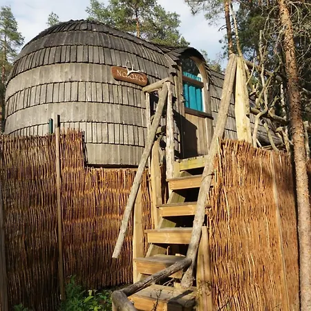 Igluhut - Sleep With Reindeer Ferienhaus *