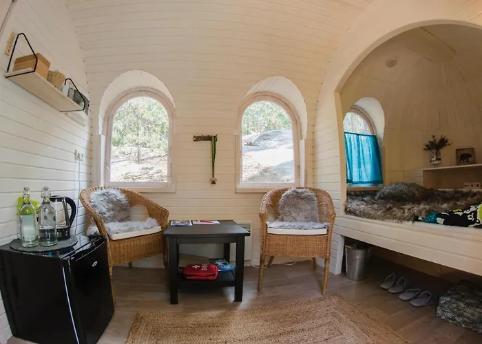 Loma-asunnot Igluhut - Sleep With Reindeer